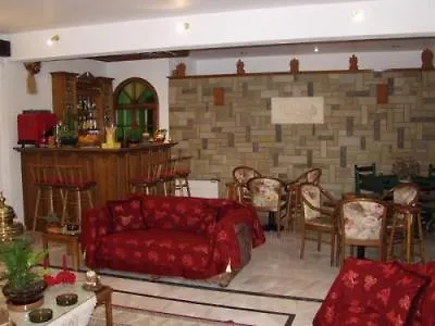 Apollo Hotel 3*